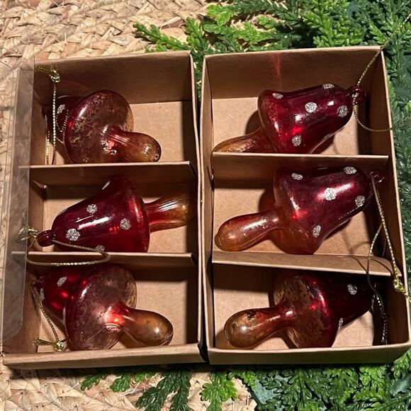 Mushroom Ornaments Set of 6 Christmas Faux Mercury Glass Shatter-Resistant - Picture 2 of 5